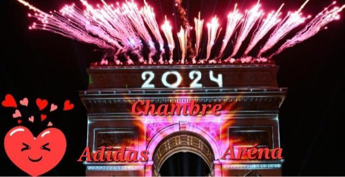1 Chambre Arena - La Chapelle Parigi Esterno foto